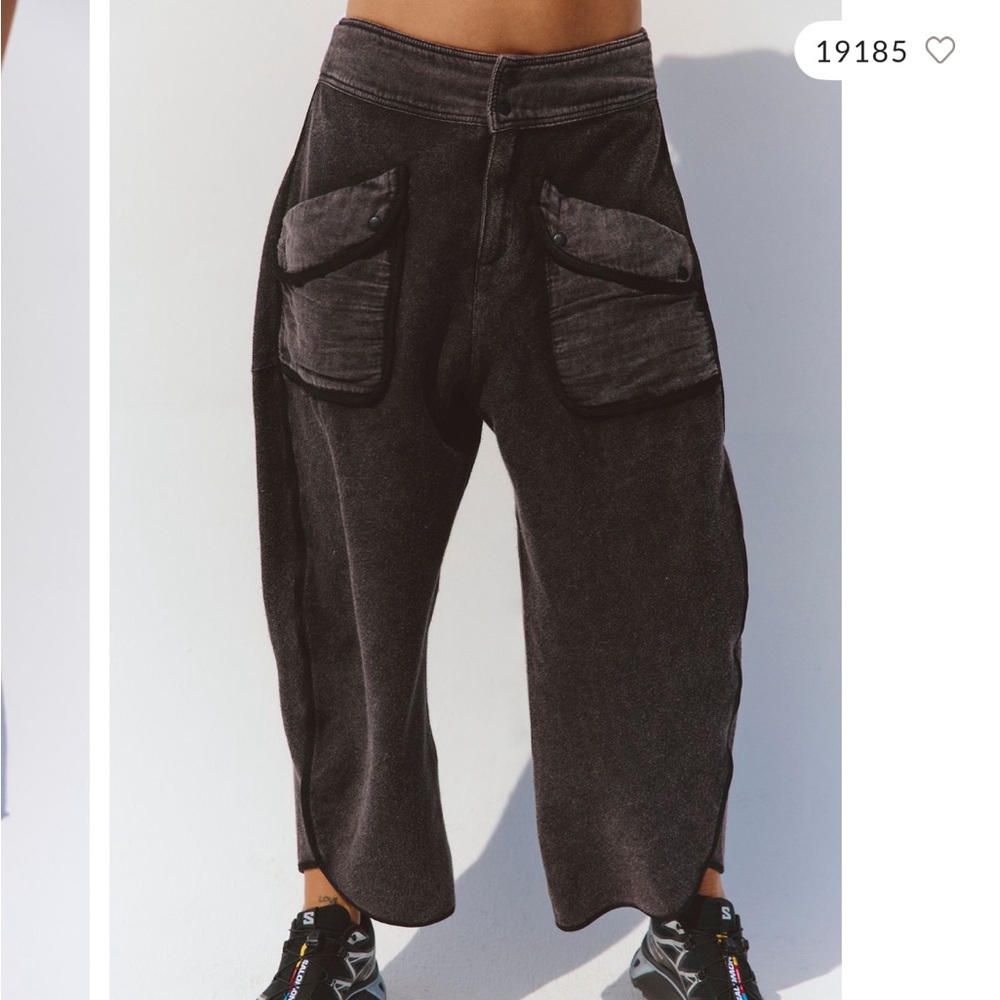 Free People Movement Timko Pants Size M dark espresso- Barrel Leg Loose Baggy